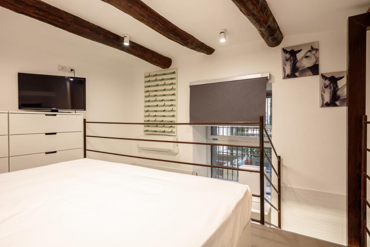 Riviera Di Chiaia 155 Naples Exterior photo